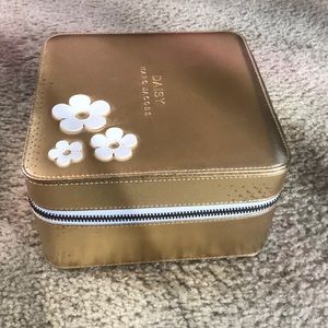 Vintage marc jacobs zipper daisy  gift box